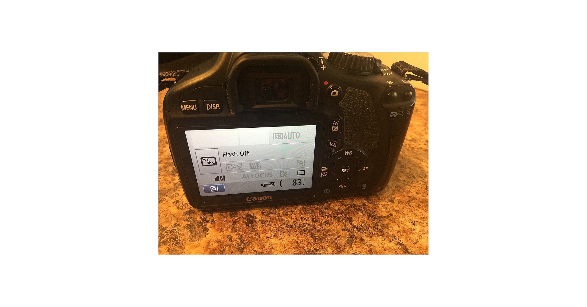 Canon EOS REVEL t2i 一眼レフカメラ　レンズ付き Amazon | Canon EOS Digital Rebel T2i デジタルカメラ使用/18